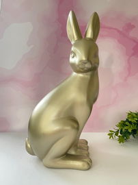 FIGURKA Duży ceramiczny zając / wysokość 34 cm / złoty / dekoracja na Wielkanoc