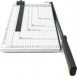 Gilotyna z trymetrem ręczna Generica