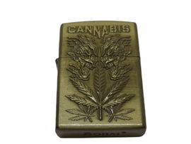 ZAPALNICZKA BENZYNOWA METALOWA WZÓR CANNABIS