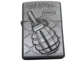 ZAPALNICZKA BENZYNOWA METALOWA WZÓR GRANAT SREBRNA