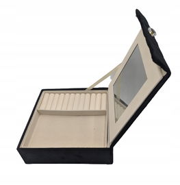 WELUROWA SZKATUŁKA NA BIŻUTERIĘ PIKOWANA CZARNA 17