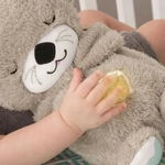 PRZYTULANKA, USYPIANKA, ZABAWKA INTERAKTYWNA FISHER- PRICE WYDRA PREZENT
