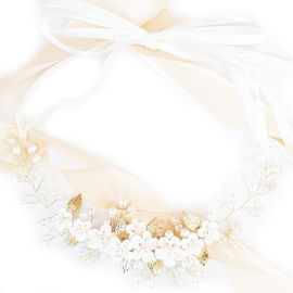WIANEK białe kwiaty złoty na KOMUNIĘ ślub z listkami perłami giętka ozdoba
