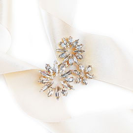 Efektowna złota spinka do włosów ELEGANCKA fryzura ślubna bal studniówka