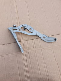 ZAWIAS KLAPY BAGAŻNIKA LEWY TYŁ TYLNY BMW E90 7060627