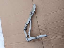 ZAWIAS KLAPY BAGAŻNIKA PRAWY TYŁ TYLNY SEDAN BMW E90 7060628