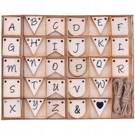 Drewniane ozdobne literki do nawlekania girlanda