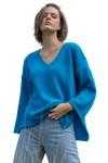 UŹNY OVERSIZOWY SWETER Z ROZCIĘCIEM 36/38 NIEBIESKI
