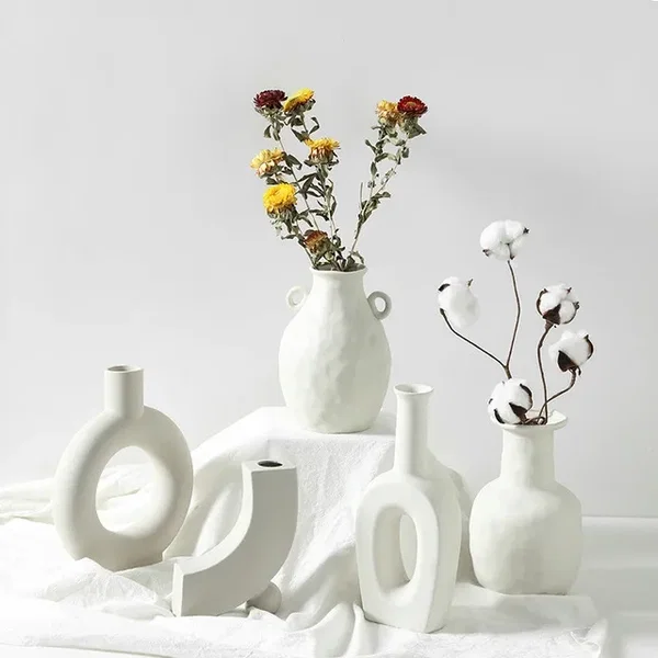 Ceramiczny wazon dekoracyjny w stylu nordyckim D