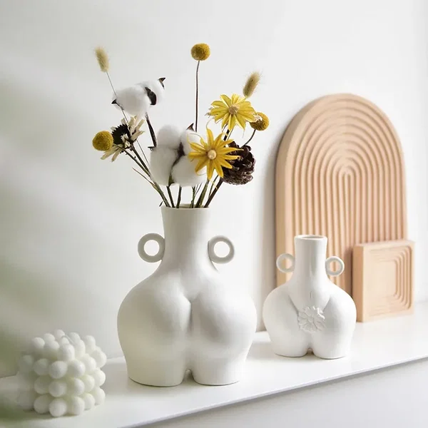 Nordycki ceramiczny wazon w kształcie ciała, biały S