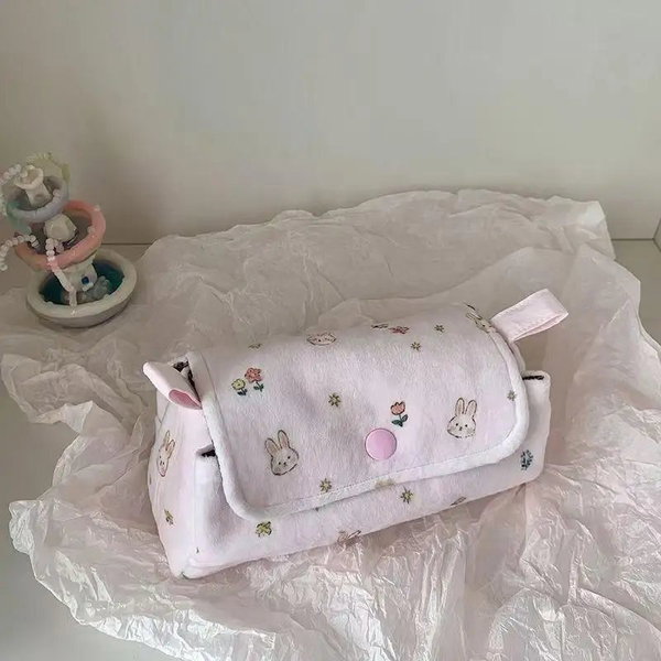 Piórnik w koreańskim stylu z motywem misia, duża pojemność
