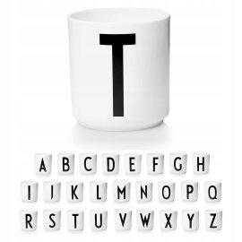 Kubek Design Letters 250ml Litera T Porcelanowy do kawy gorących napojów
