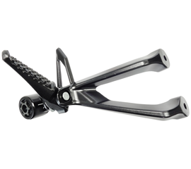 Podnózek, stopka prawy tył Barton Naked 50