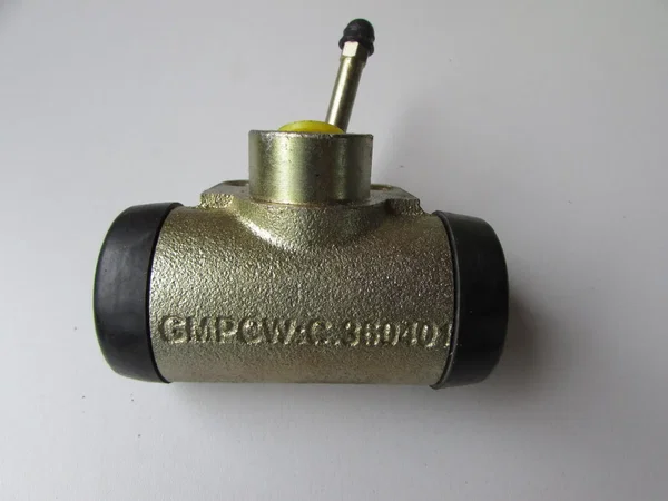Cylinderek hamulcowy URSUS C-360