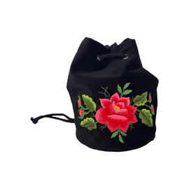 Torebka worek z haftowaną różową różą łowicką
