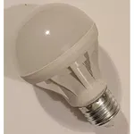 Żarówka led E27 kulka barwa światła biała ciepła 7W/220V