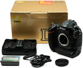 Aparat Lustrzanka Nikon D4 + Ładowarka / Przebieg 635944