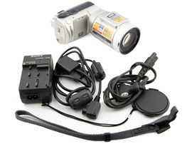 Aparat Cyfrowy Sony DSC-F505V + zasilacz / Nr. 1145502