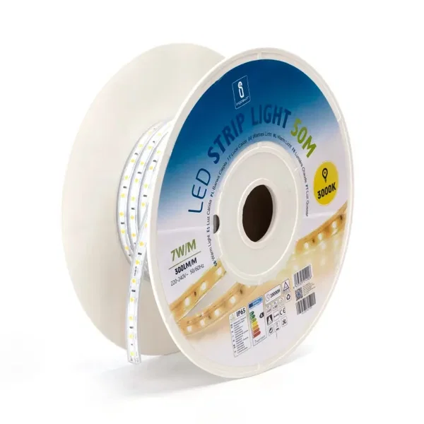 Taśma LED 50m 10mm 230V zimna z układem scalonym do mocnego światła w biurze