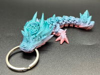 PIĘKNY RUCHOMY BRELOK BRYLOK DO KLUCZY BABY DRAGON SMOK ROSE KOLOROWY 11CM