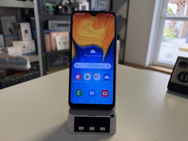 Samsung A20e  Dual SIM bez blokady + ŁADOWARKA