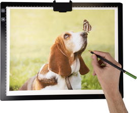 Deska kreślarska Ultralekka podświetlana LED tablica Crafts&Co format A3