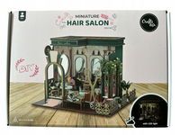 MINIATUROWY DREWNIANY SALON FRYZUR HAIR SALON Z OŚWIETLENIEM LED LIGHT 14+
