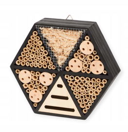 Domek hotel budka lęgowa pszczoły owady motyle naturalne drewno czarna