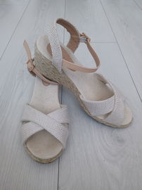 Sandały  Anna Field