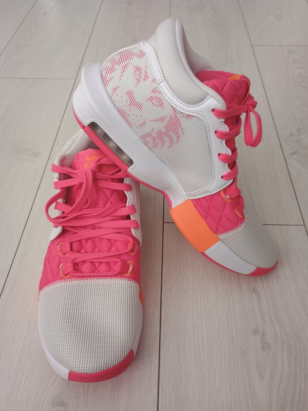 Buty Nike Lebron Witness