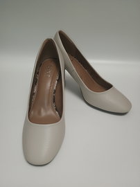 Czółenka Next R.37