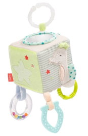 Fehn activity cube grzechotka 10x10 cm Nakłania do zabawy Piękne wzornictwo