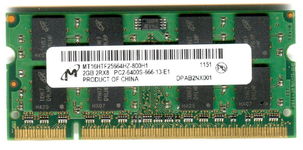 Real Foto DDR2 2GB MT 2Rx8 PC2-6400S-666-13-E1 MICRON