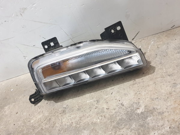 VW T-ROC 17-21 kierunkowskaz prawy + DRL BDB