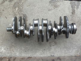 BENTLEY PHAETON Q7 wał korbowy 6.0 W12 BWR BEB