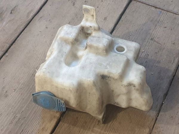 VW GOLF IV 97-03 BORA A3 zbiornik spryskiwaczy