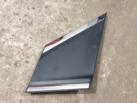 MITSUBISHI ECLIPSE CROSS 18- listwa nakładka trójkąt drzwi lewy przód