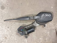 MERCEDES E-KLASA W210 95-02 mechanizm wycieraczek kpl. EUR.