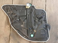 MERCEDES E-KLASA W213 15- podnośnik szyby drzwi prawy tył kpl. panel