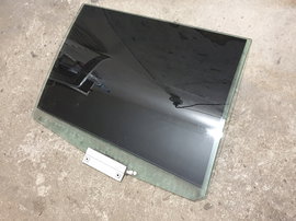 SAAB 9-3 07-12 KOMBI szyba drzwi prawy tył opuszczana