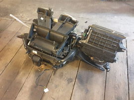 RANGE ROVER SPORT L320 LIFT 09-12 nagrzewnica kpl.