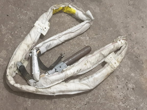 BMW 5 E60 sedan 03-10 kurtyna airbag lewa