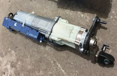 AUDI Q5 08-16 siłownik elektryczny klapy tył prawy