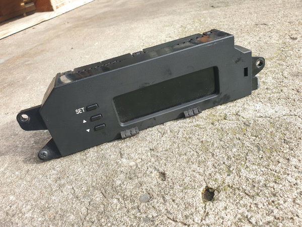 HYUNDAI I20 I LIFT 12-14 zegarek wyświetlacz