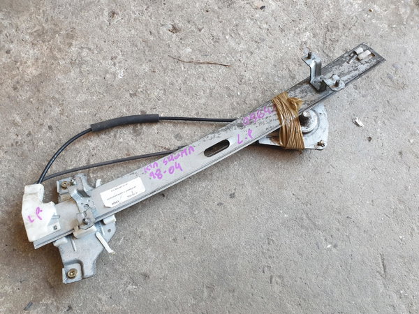 KIA SHUMA 98-04 podnośnik mechanizm szyby Lewy przód man.