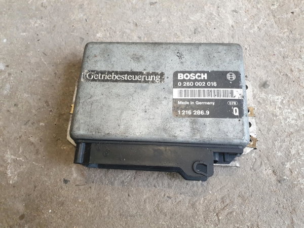 BMW 7 E32 86-94 moduł komputer skrzyni biegów