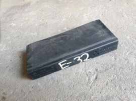 BMW 7 E32 86-94 moduł komfortu