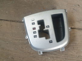 SANTA FE II 06-11 osłona plastik lewarek tunel