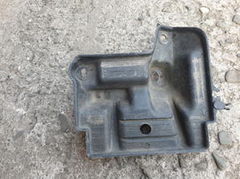 SUZUKI SWIFT 89-04 podstawa pod akumulator