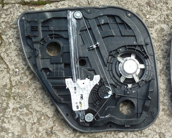 HYUNDAI I30 III 17- podnośnik szyby prawy tył panel